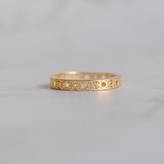 Louise - 14k The Queen's Staircase Ring Band